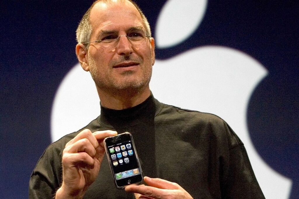 Lancement du 1er MVP de l'iphone par Steve Jobs